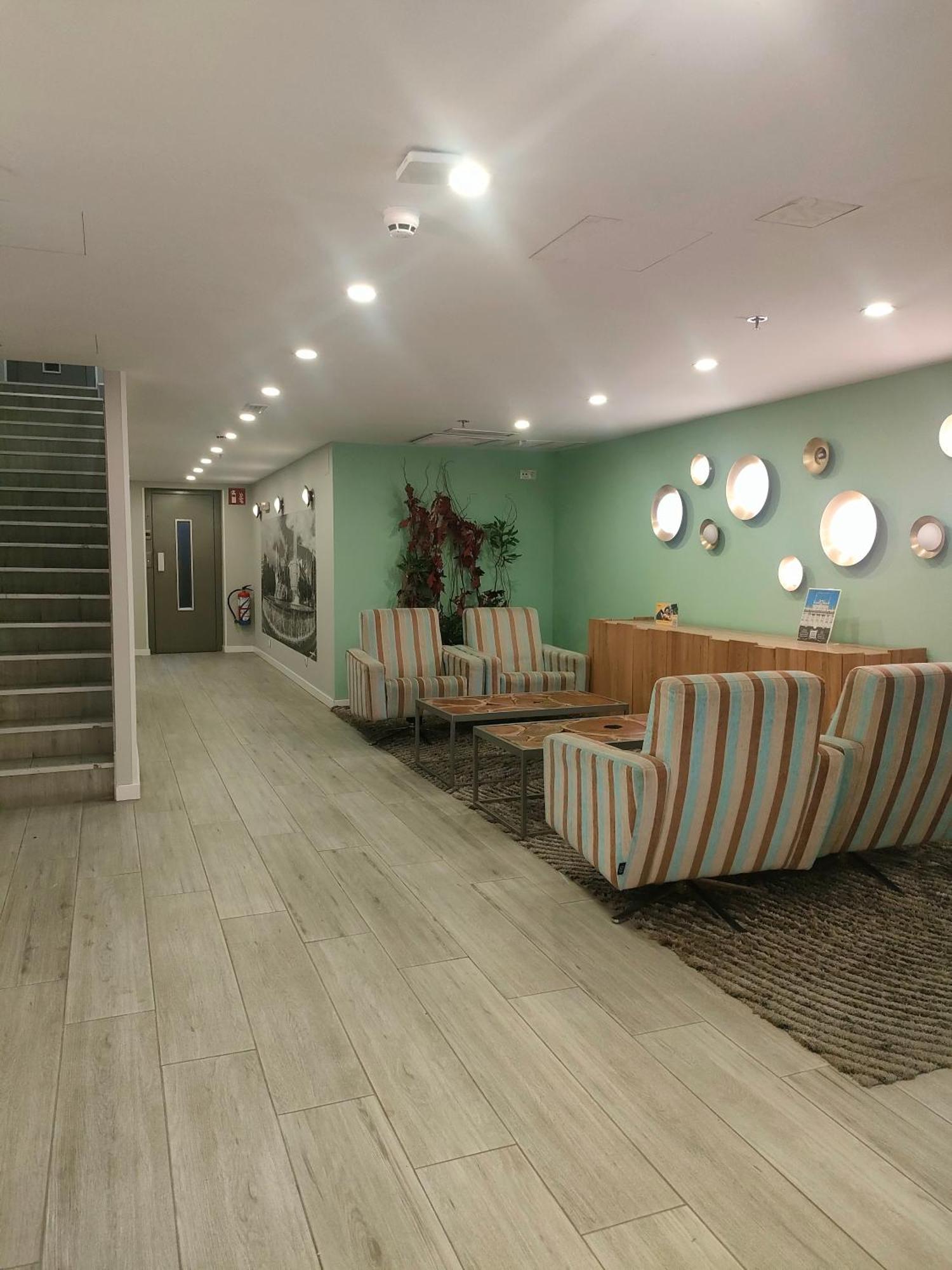 Apart-hotel Boutique Urban Genova Madri
